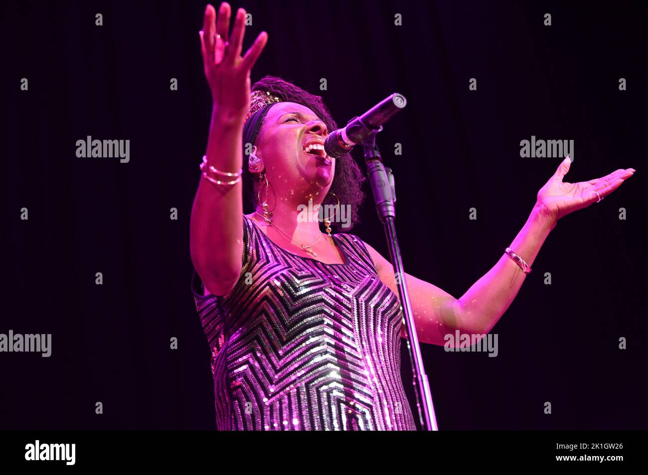 Janet Kay bei der Tournee „Giants of Soul“ im Sheffield City Hall, Sheffield, Großbritannien, 14.09.2022 (Foto: ZUMA Press/Sipa USA) Stockfoto