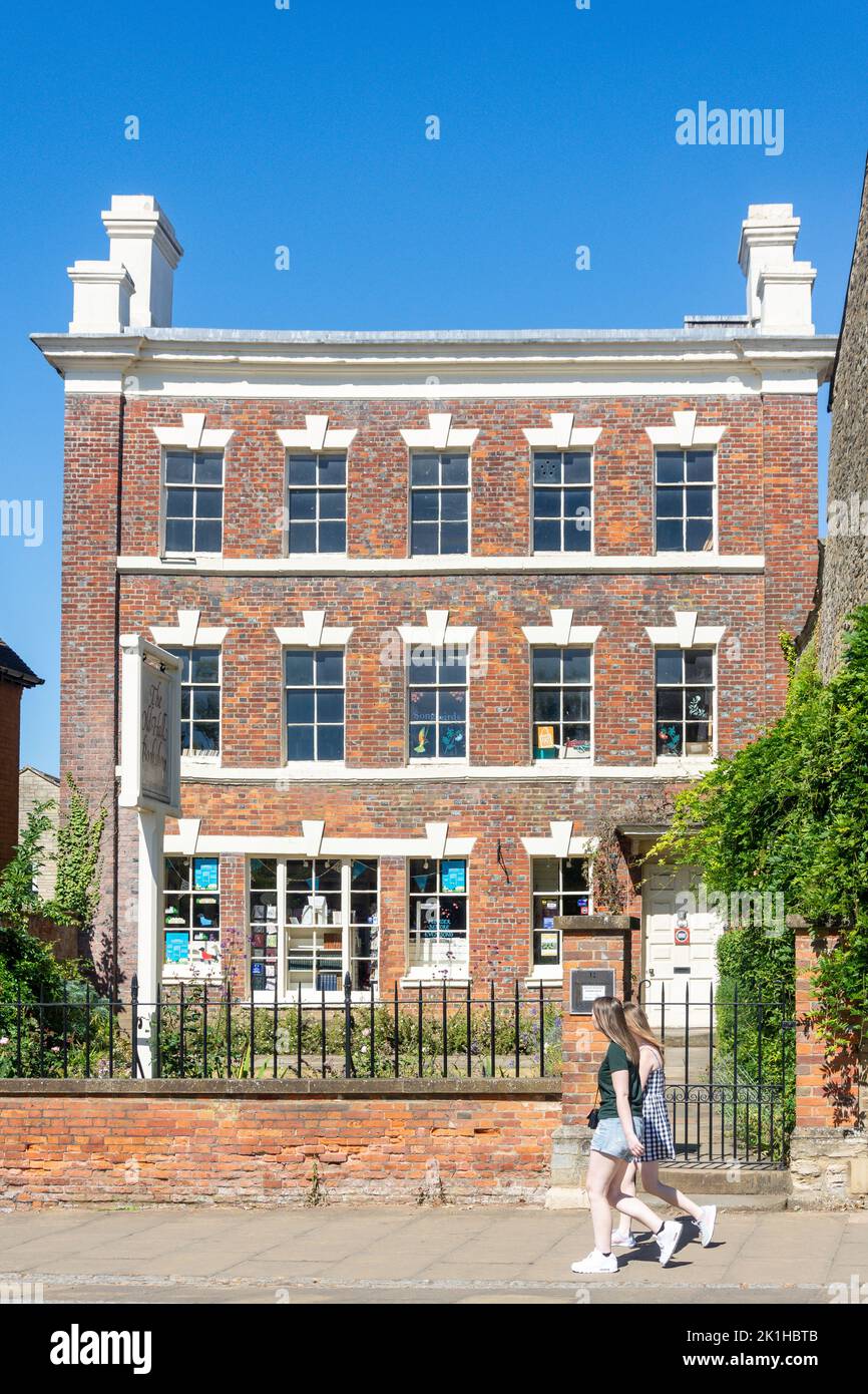 Das alte Rathaus Buchhandlung, Marktplatz, Brackley, Northamptonshire, England, Vereinigtes Königreich Stockfoto