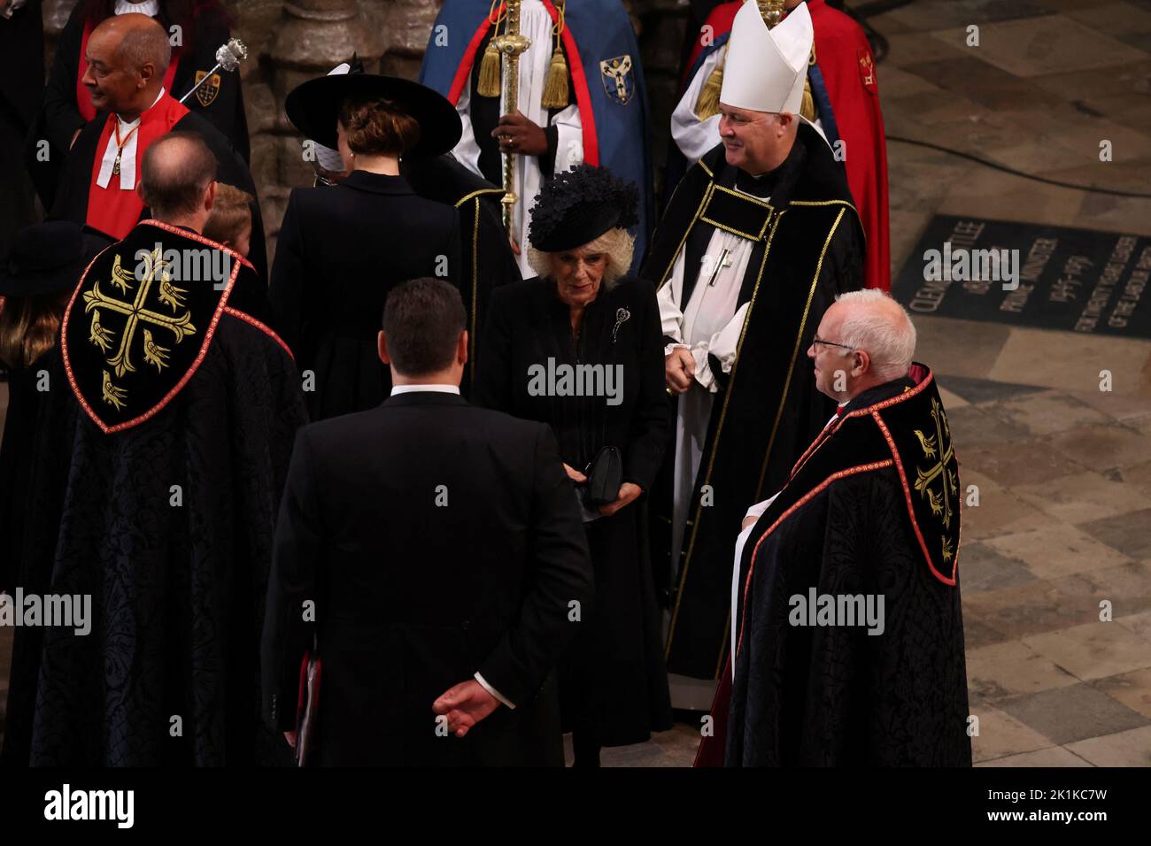 Der Queen Consort kommt am State Funeral von Queen Elizabeth II an, das in Westminster Abbey, London, stattfindet. Bilddatum: Montag, 19. September 2022. Stockfoto