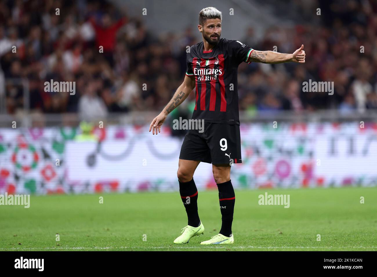 Mailand, Italien. 18. September 2022. Olivier Giroud von AC Milan Gesten während der Serie A zwischen AC Mailand und SSC Napoli im Stadio Giuseppe Meazza am 18. September 2022 in Mailand, Italien . Quelle: Marco Canoniero/Alamy Live News Stockfoto
