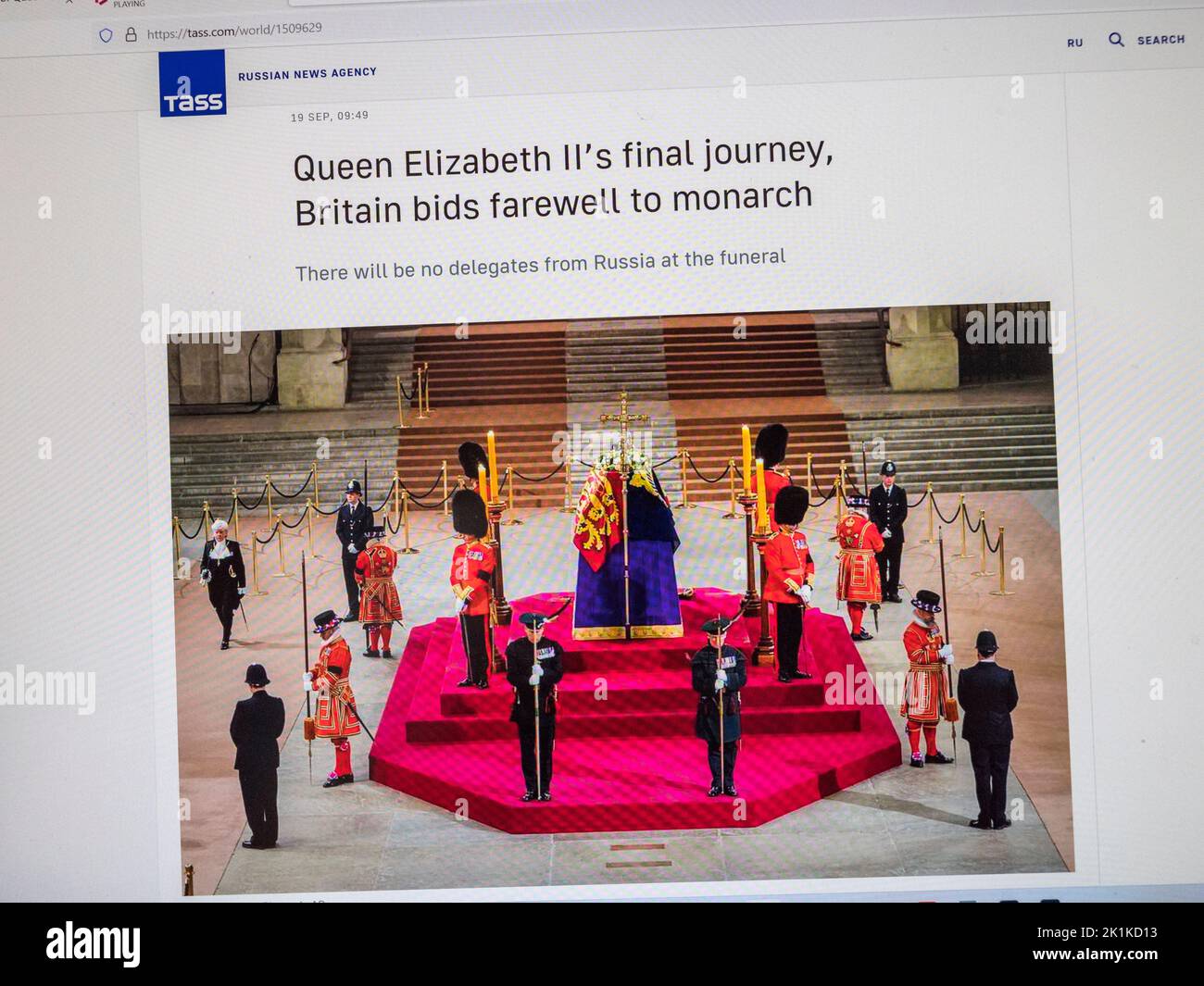 Die Website der TASS Russian News Agency während der Beerdigung von Königin Elizabeth II. In London am 19.. September 2022. Stockfoto