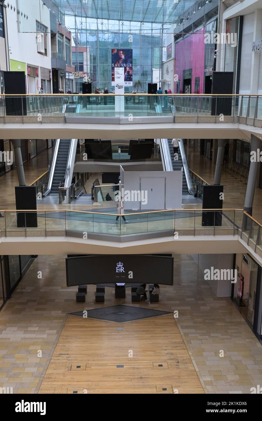 Bullring Shopping Centre, Birmingham - September 19. 2022 - ein fast leeres Bullring Shopping Centre in Birmingham während der Staatsbegräbnis der Queen. Quelle: Scott CM/Alamy Live News Stockfoto