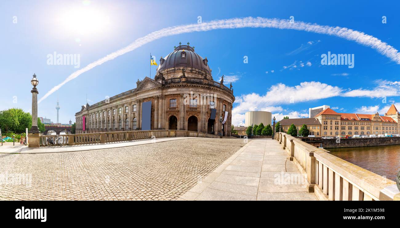 Insel an der Spree mit den berühmtesten Museen Berlins, Deutschland, sonniges Tagespanorama Stockfoto