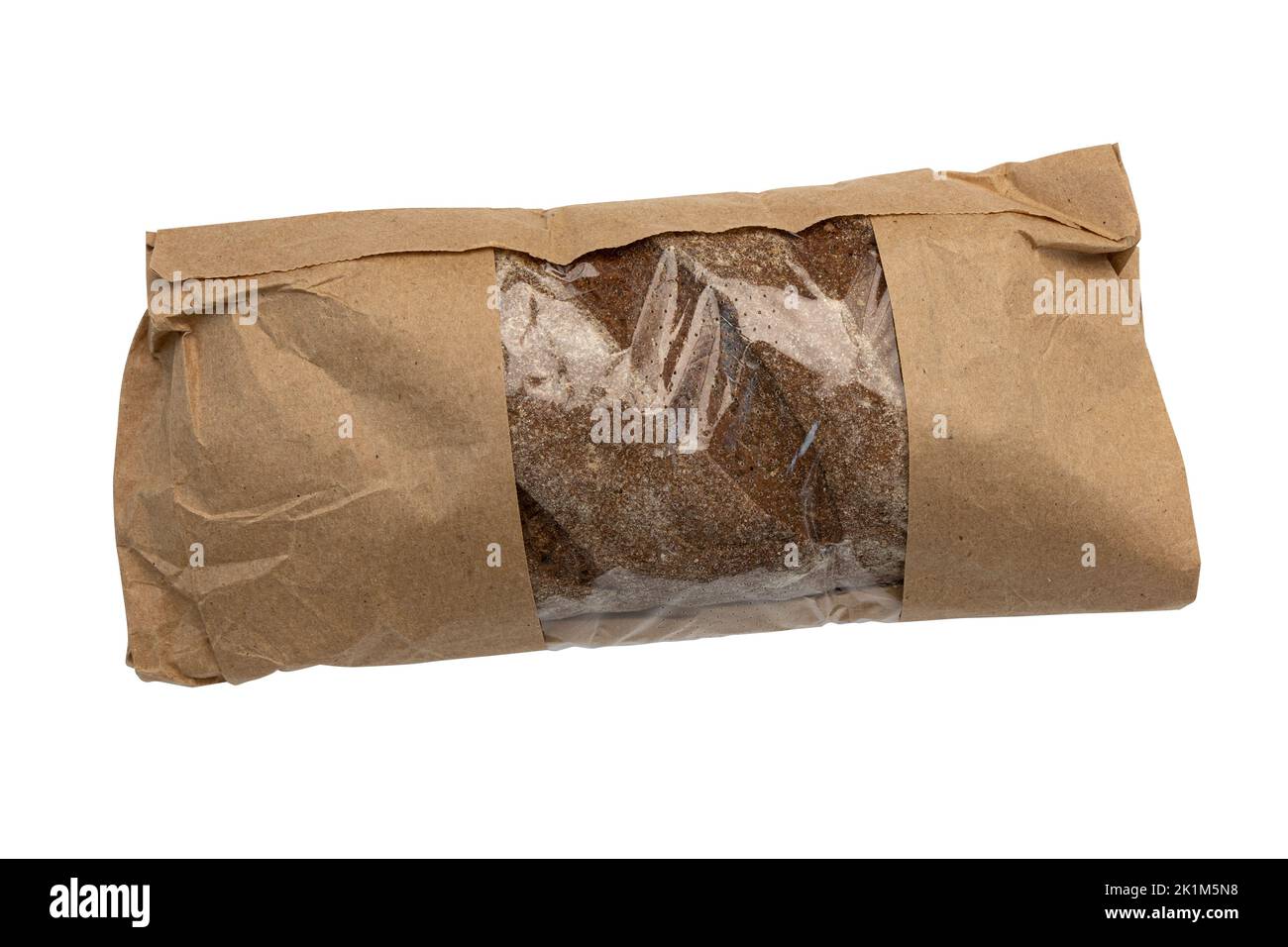 Hausgemachte frisch gebackene traditionelle Roggenbrot isoliert auf weißem Hintergrund, Draufsicht, ganze Laib von rustikalem Bio-Getreidebrot mit knuspriger Kruste in pa Stockfoto