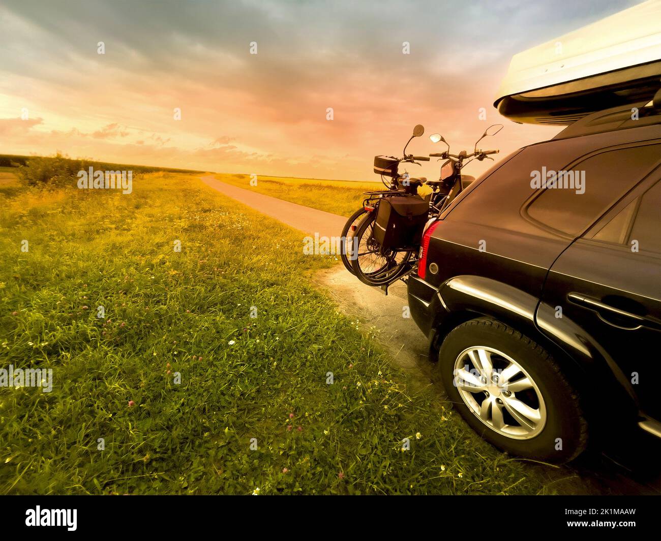 Roof rack Fotos und Bildmaterial in hoher Auflösung Alamy