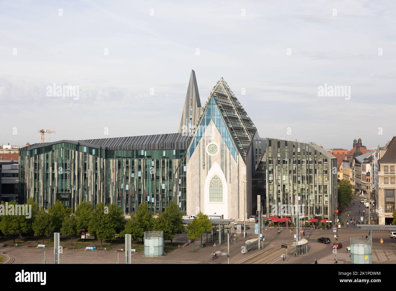 Universität mit Paulinum und Universitätskirche St. Pauli am Augustusplatz, Sachsen, Deutschland. Stockfoto