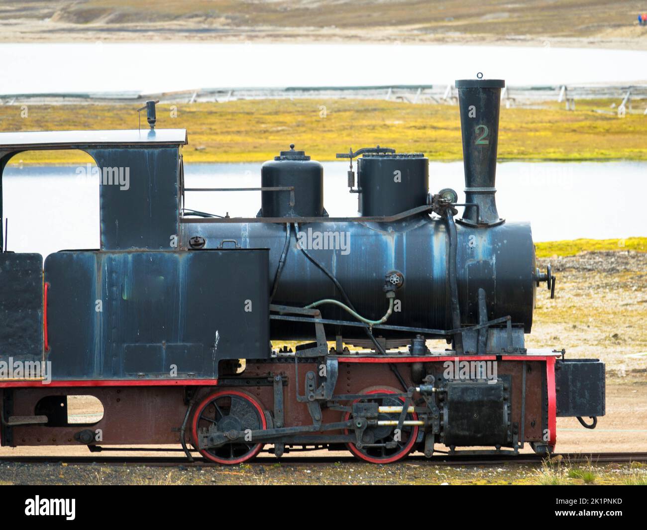 Alte und veraltete Bergbaueisenbahn in NY-Alesund, Spitzbergen, Kongsfjord, Svalbard, Norwegen Stockfoto