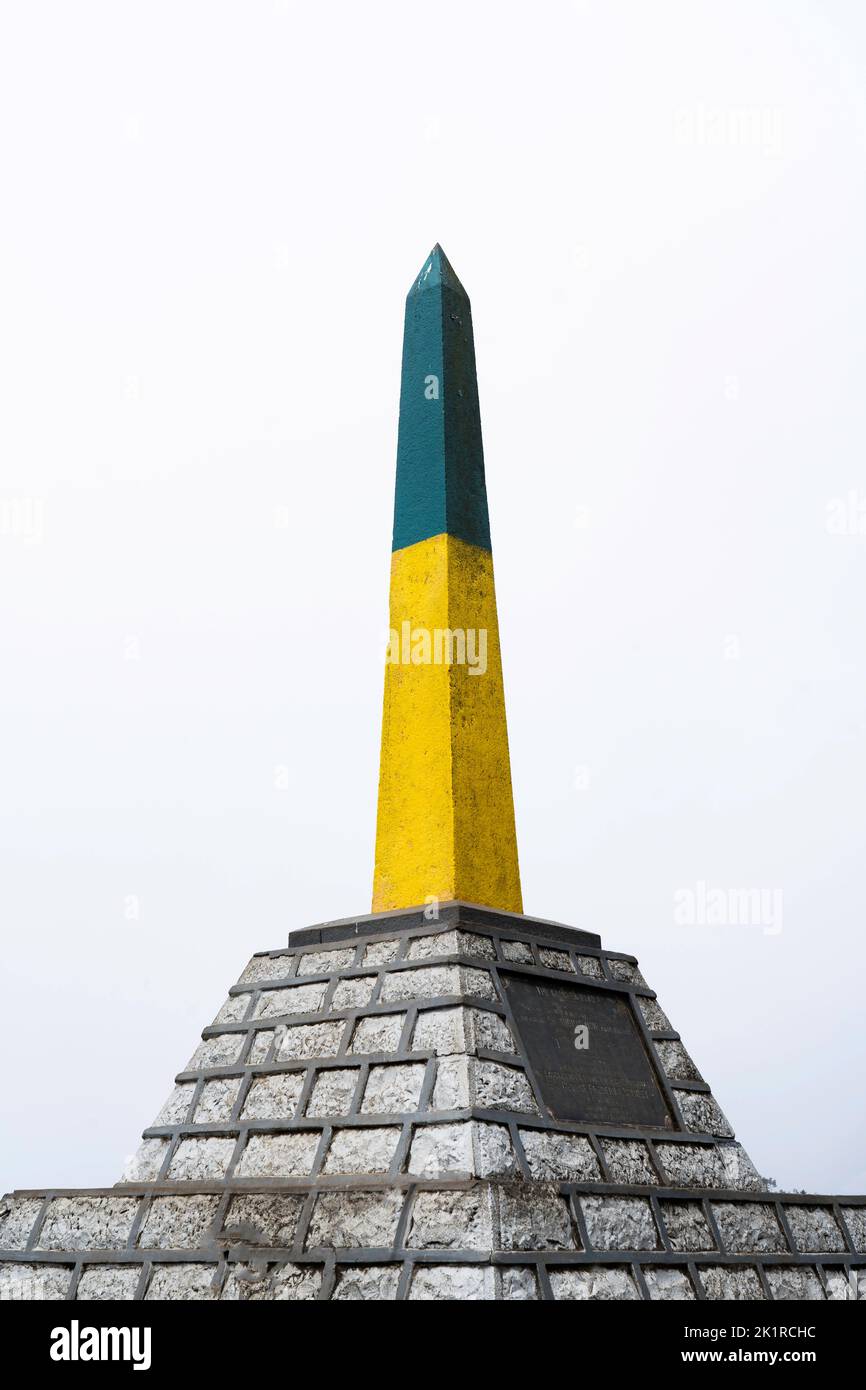 Moir Point befindet sich am Eingang des Waldes. Dieses beliebte Ziel mit einem Wachturm bietet malerische Ausblicke auf die Talberge, 18-08-22. Stockfoto