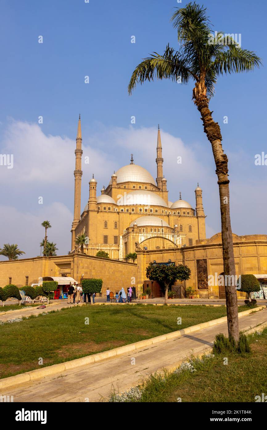 Eine vertikale Aufnahme der Zitadelle des Palastschlosses der Saladin-Moschee Stockfoto
