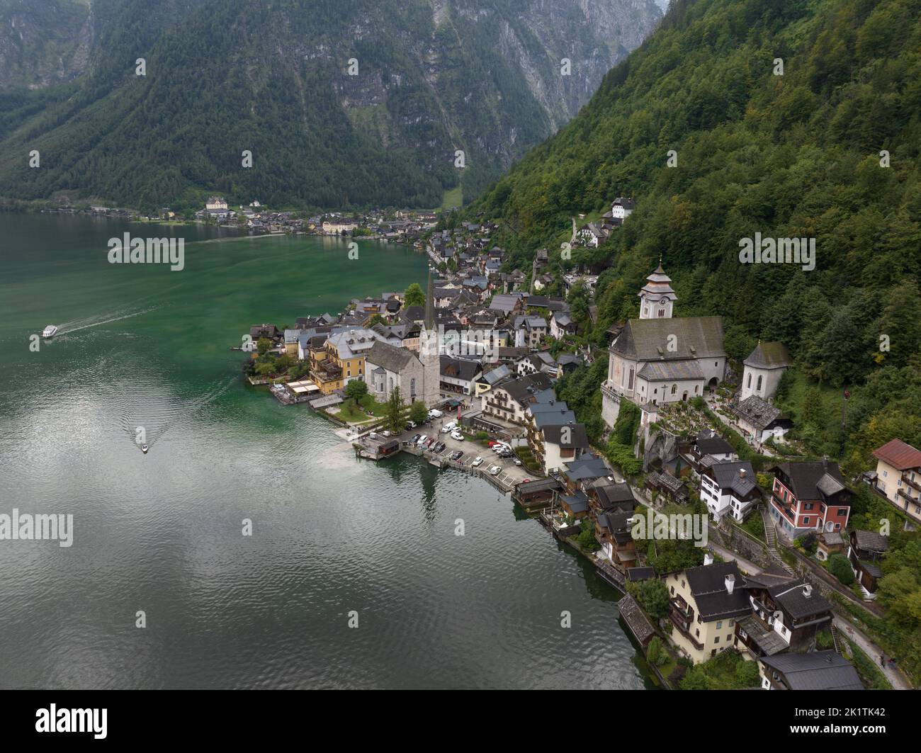 Hallstatt Gemeinde im österreichischen Bundesland Oberösterreich, im Bezirk Gmunden gelegen. Touristische Freizeit Sehenswürdigkeit Ziel. Uralt Stockfoto