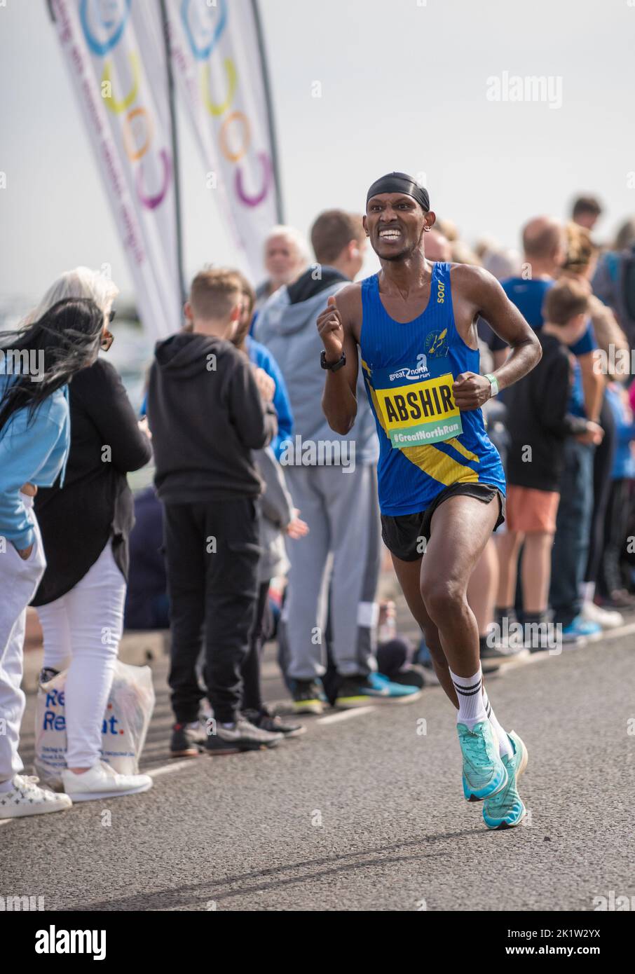Mohamed Abshir, Langstreckenläufer beim Great North Run Halbmarathon 2022. Stockfoto