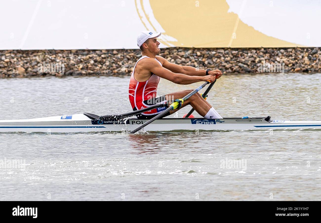 Piotr Plominski aus Polen tritt am 21. September 2022 in Racice, Tschechien, am 4. Tag der Ruderweltmeisterschaften 2022 auf dem Labe Arena Racice an. (CTK-Foto/Ondrej Ajek) Stockfoto