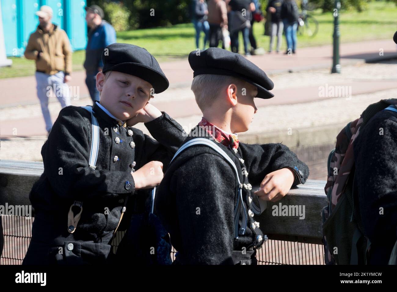 09-20-2022,Prinsjesdag ist der Tag, an dem der regierende Monarch der Niederlande eine gemeinsame Sitzung der Generalstaaten der Niederlande anspricht, um die Rede vom Thron aus zu halten. In dieser Rede werden die wichtigsten Merkmale der Regierungspolitik für die kommende Parlamentssitzung dargelegt. Stockfoto