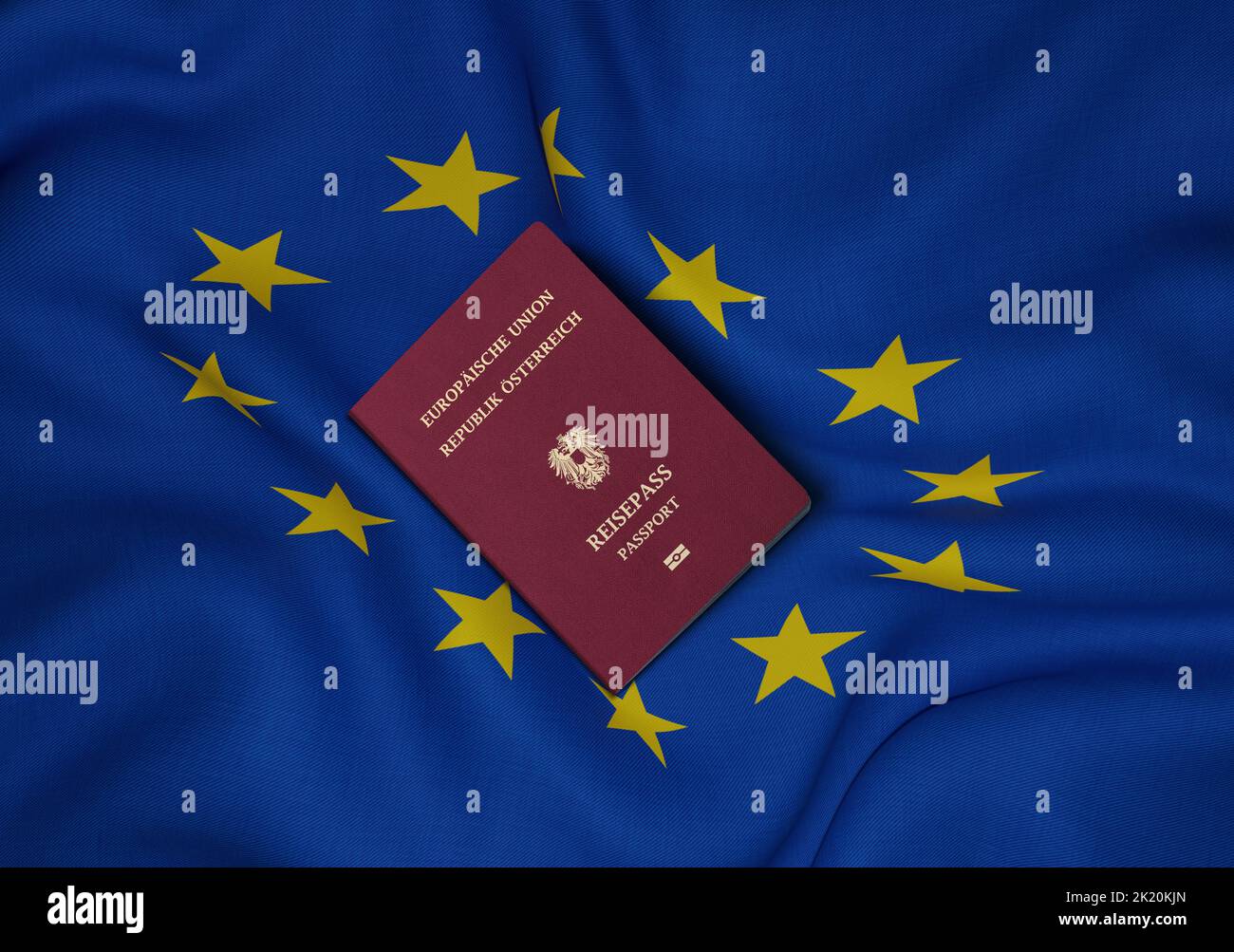 Österreich-Pass mit EU-Flagge im Hintergrund, ein österreichischer Pass wird an Bürger von Österreich ausgestellt, um internationale Reisen zu erleichtern. Stockfoto