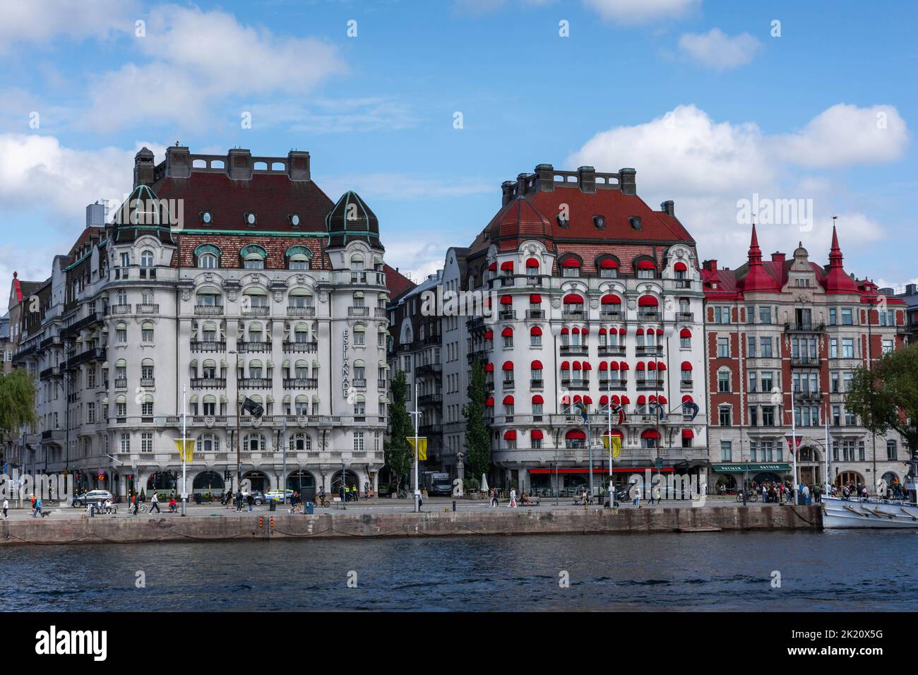 Blick auf die Strandvaegenpromenade in Stockholm Stockfoto