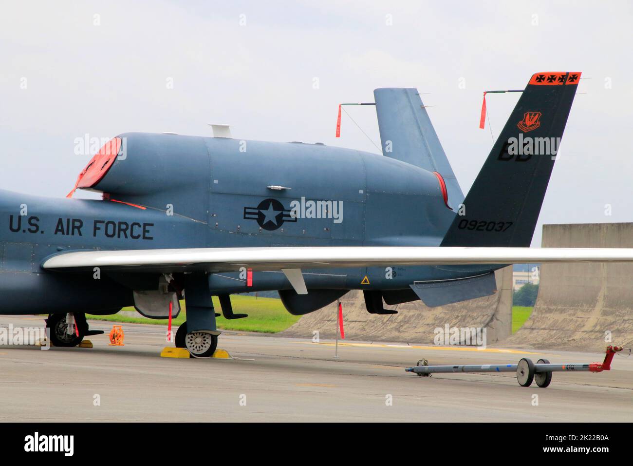 Northrop Grumman RQ-4 Global Hawk auf dem Yokota Air-Stützpunkt Tokio Stockfoto