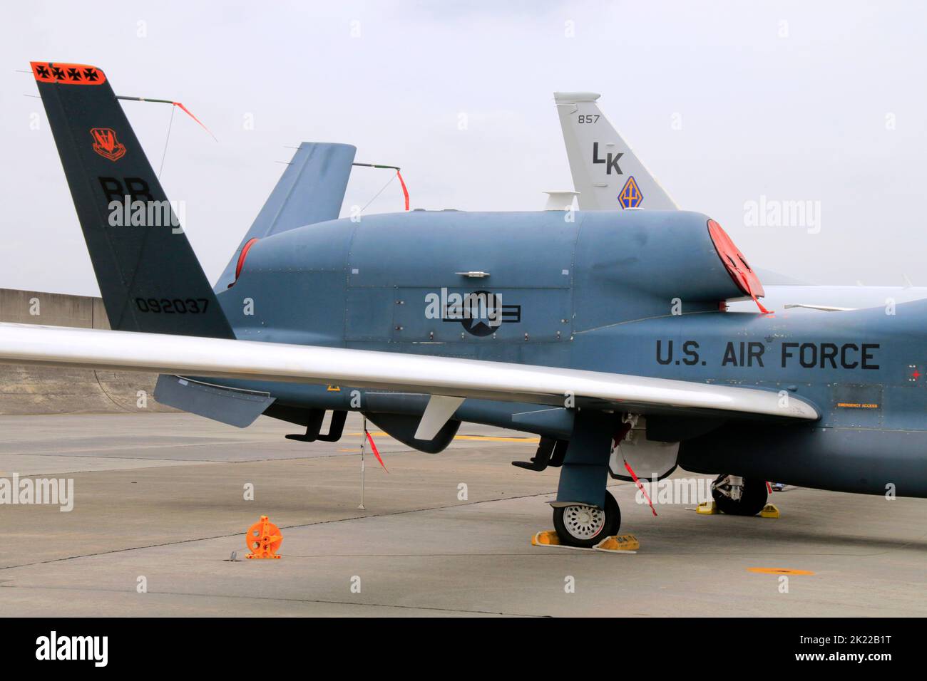 Northrop Grumman RQ-4 Global Hawk auf dem Yokota Air-Stützpunkt Tokio Stockfoto