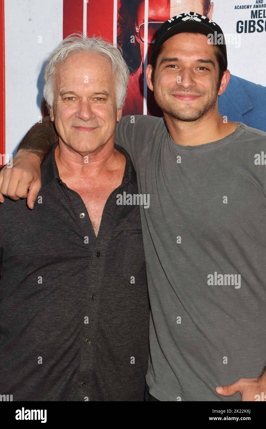 Los Angeles, USA. 21. September 2022. John Posey, Tyler Posey 09/21/2022 die Weltpremiere von 'Bandit' im Harmony Gold Theater in Los Angeles, CA Foto von Izumi Hasegawa/HollywoodNewsWire.net Quelle: Hollywood News Wire Inc./Alamy Live News Stockfoto