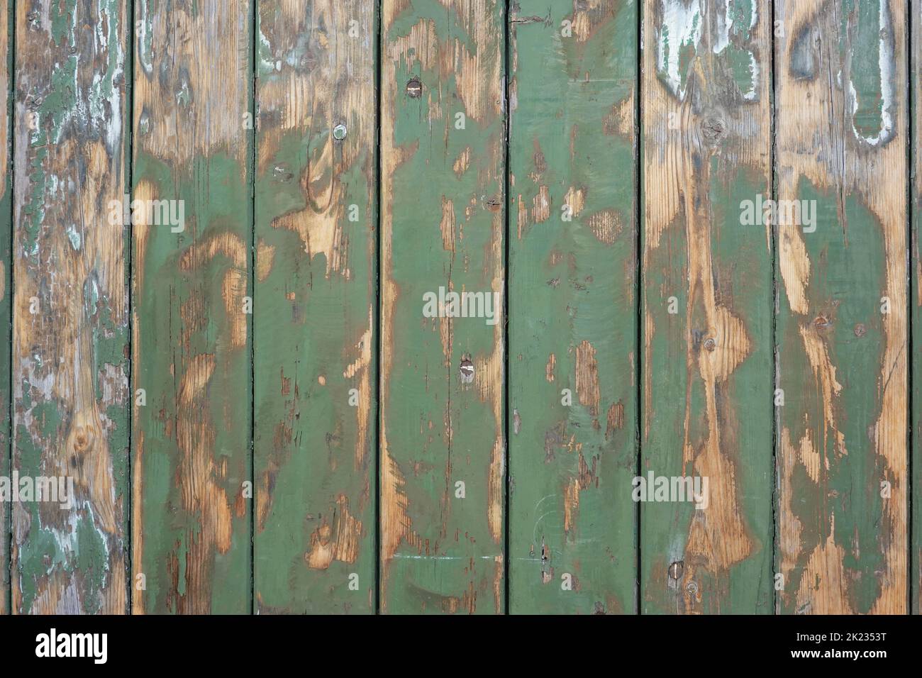 Alte verwitterte Holz Hintergrund mit grüner Farbe Patina Textur Stockfoto