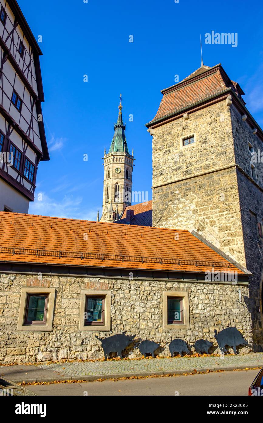 Residenzschloss Urach und Stiftskirche St. Amandus, Bad Urach, Schwäbische Alb, Baden-Württemberg, Deutschland, Europa. Stockfoto