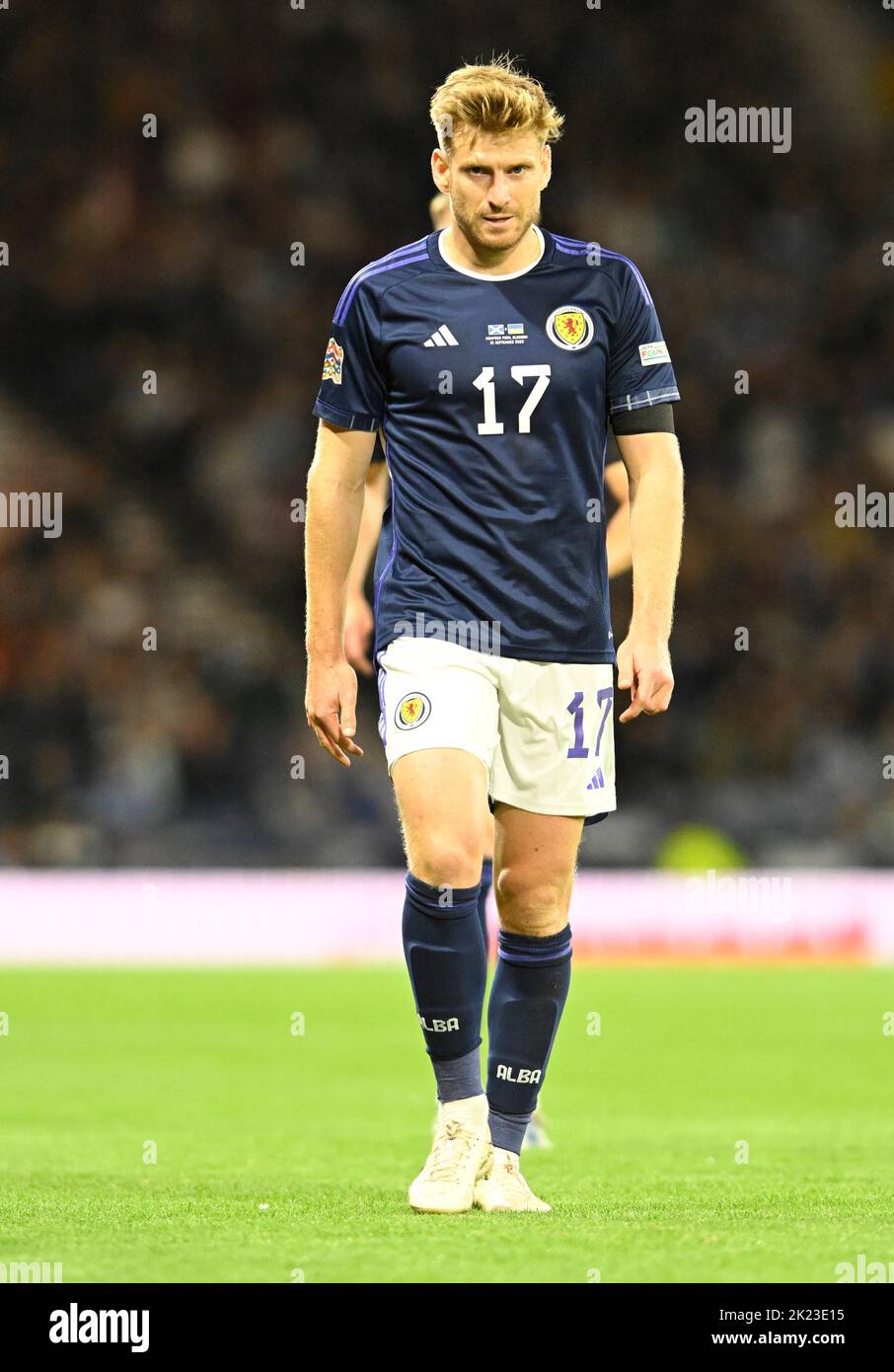 Glasgow, Schottland, 21.. September 2022. Stuart Armstrong aus Schottland während des Spiels der UEFA Nations League im Hampden Park, Glasgow. Bildnachweis sollte lauten: Neil Hanna / Sportimage Stockfoto