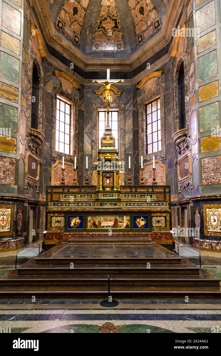 Florenz, Italien circa Juli 2021. Innenraum der MediciKapellen