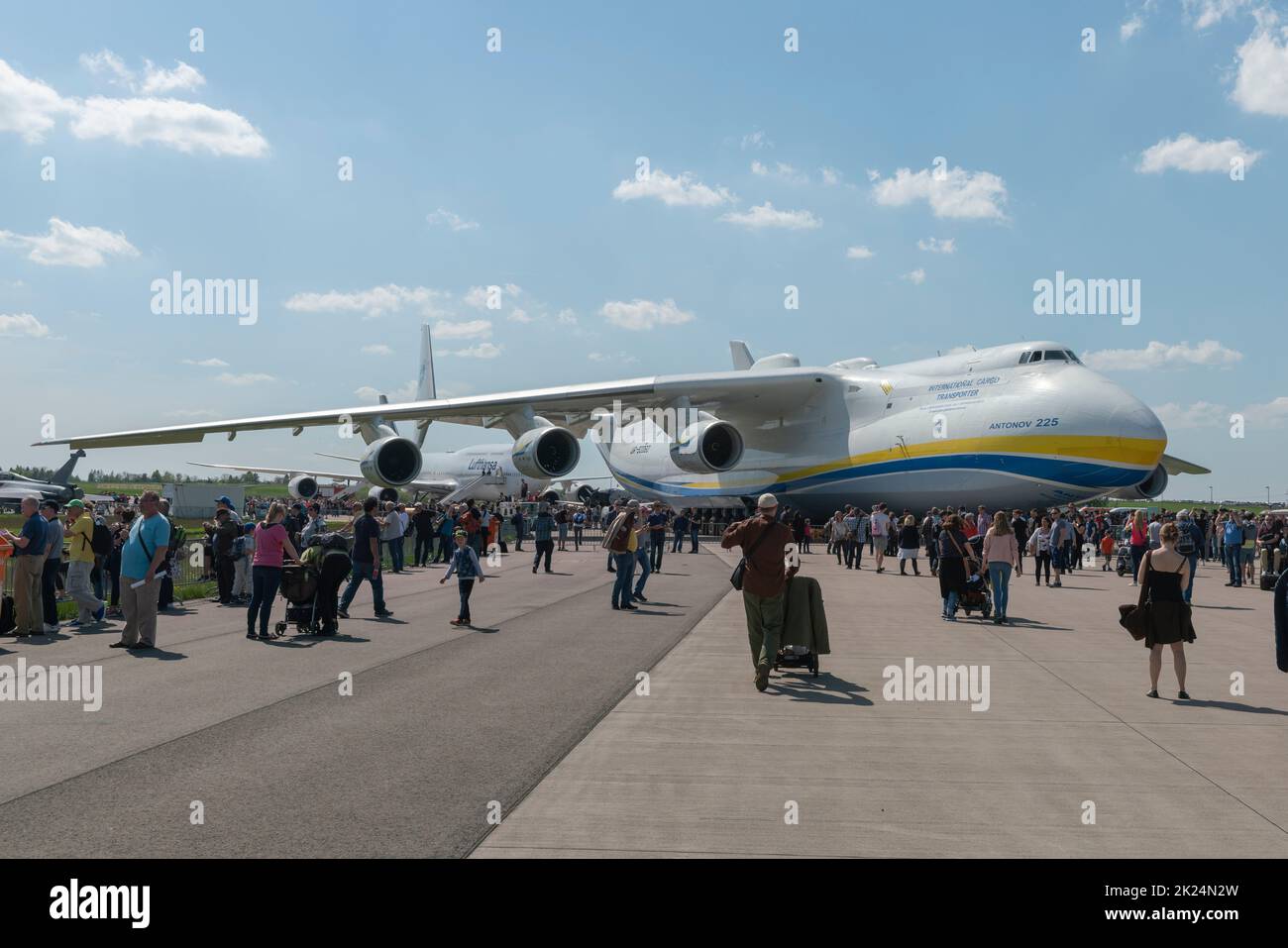 Antonow an-225 'Mriya' auf der Internationalen Luftfahrtreuausstellung 2018 in Berlin Brandenburg. Stockfoto