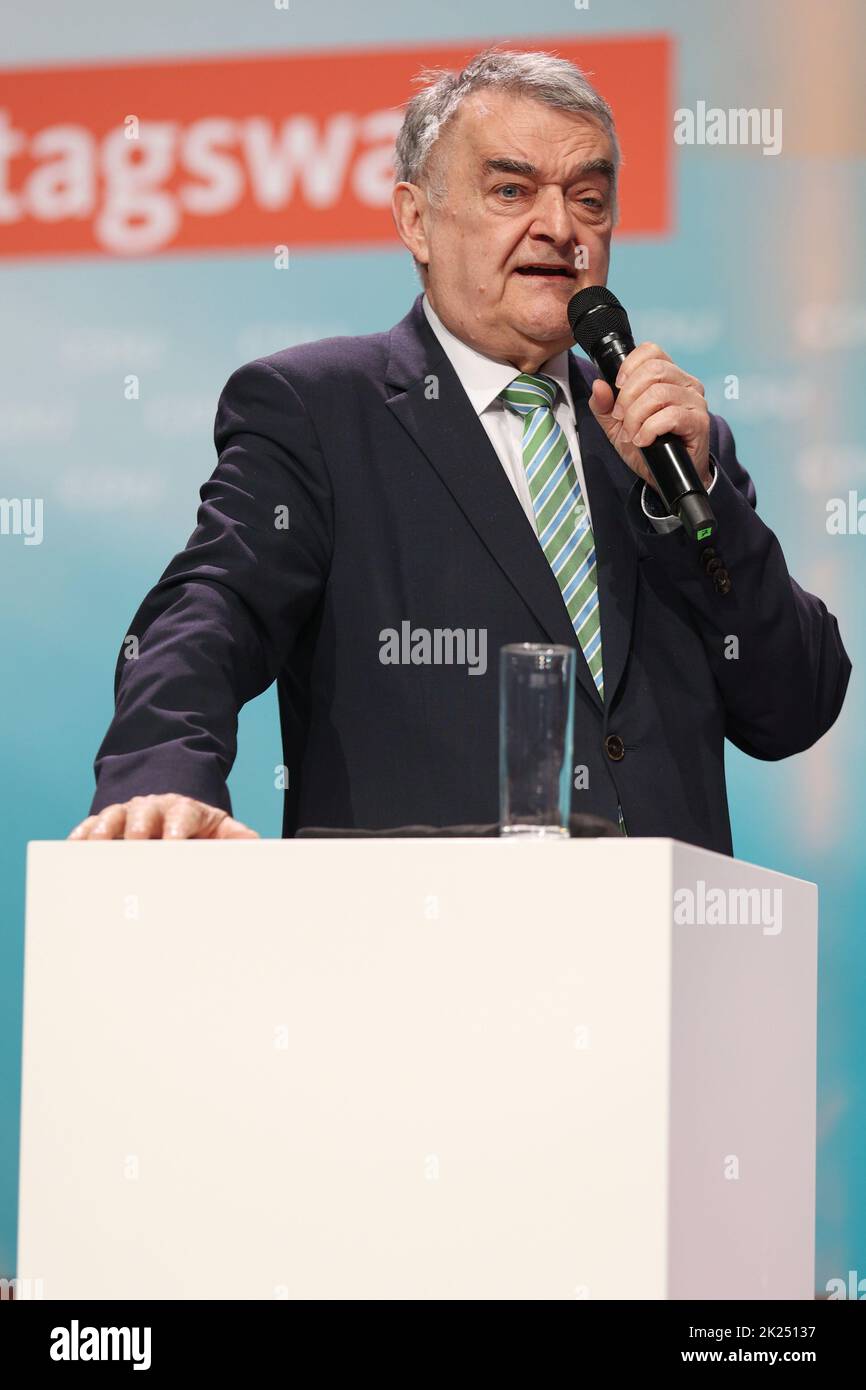 Herbert Reul Minister des Innern des Landes Nordrhein-Westfalen, Wahlkampfauftakt der CDU NRW, Castello, Düsseldorf, 23.04.2022 Stockfoto