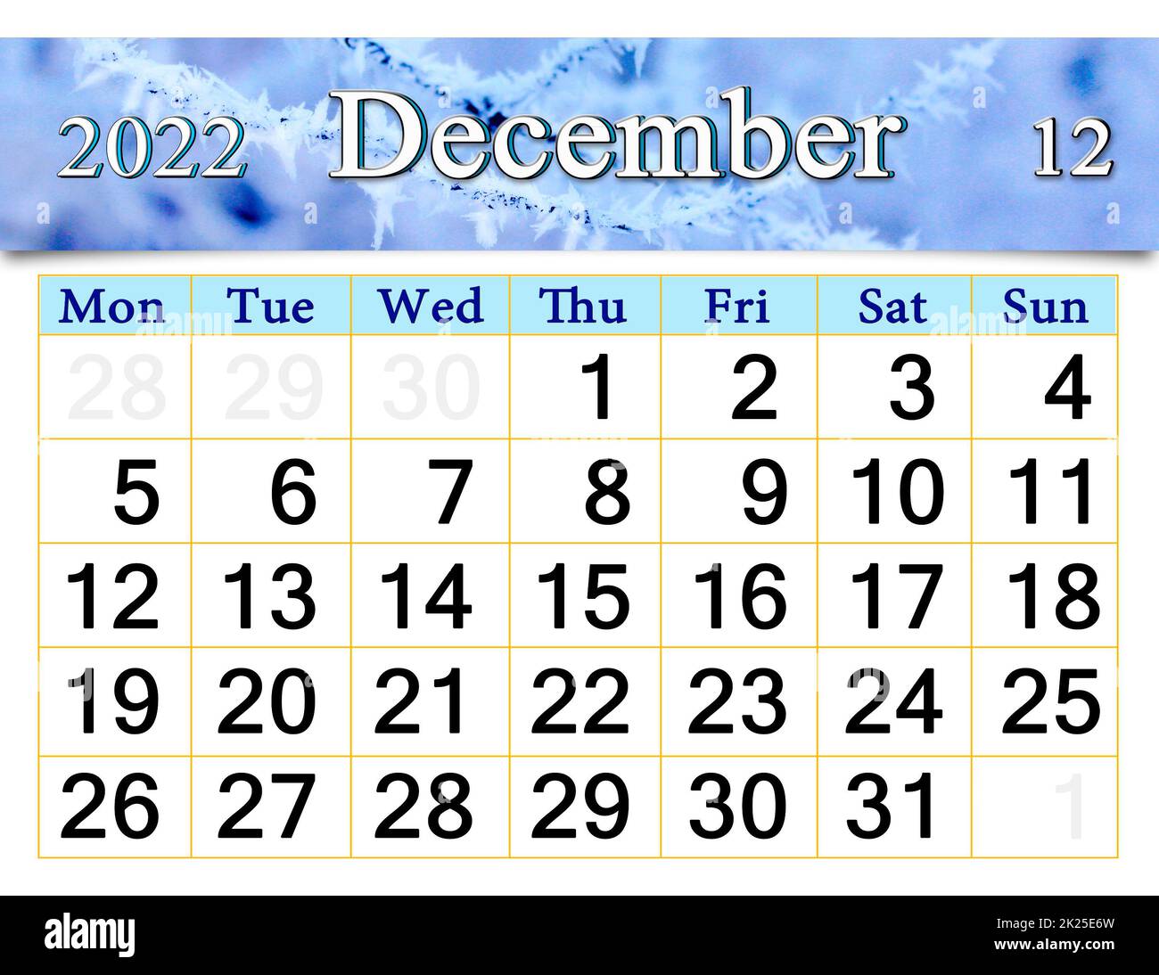 Kalender für Dezember 2022 mit Bild eines mit Frost bedeckten Astes Stockfoto