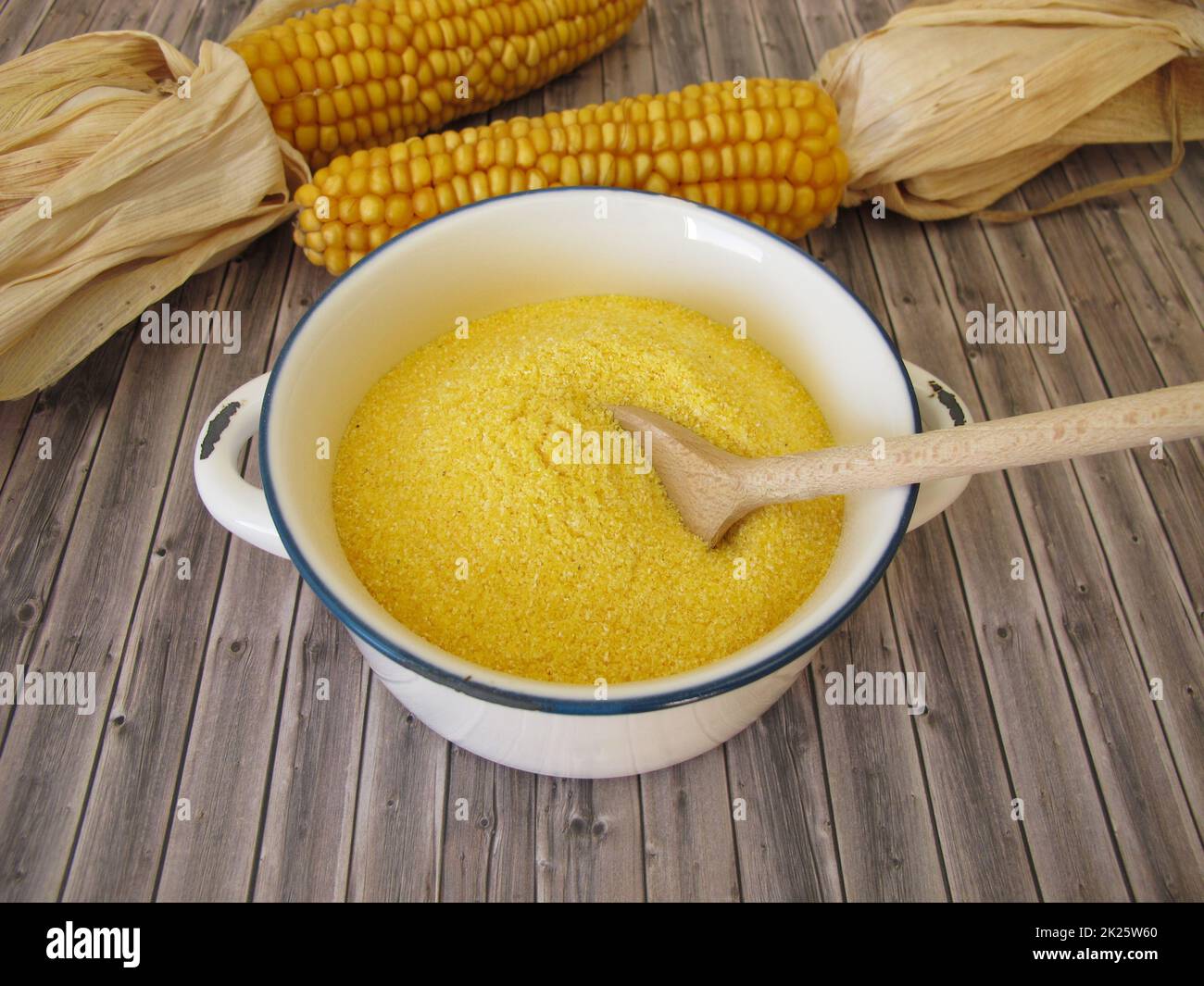 Ground maize -Fotos und -Bildmaterial in hoher Auflösung – Alamy