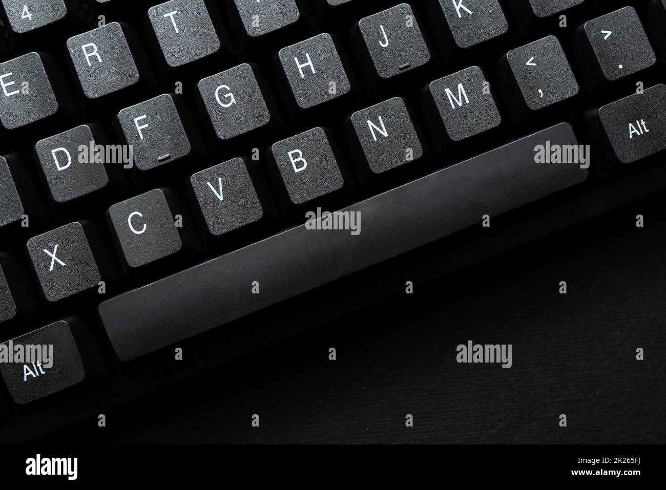 Neue Nachrichten Online Senden, Visuelle Romane Erstellen, Kurzgeschichten Eingeben, Wichtige Details Auflisten, Computerbriefe, Entwicklerprogrammieranwendungen Stockfoto