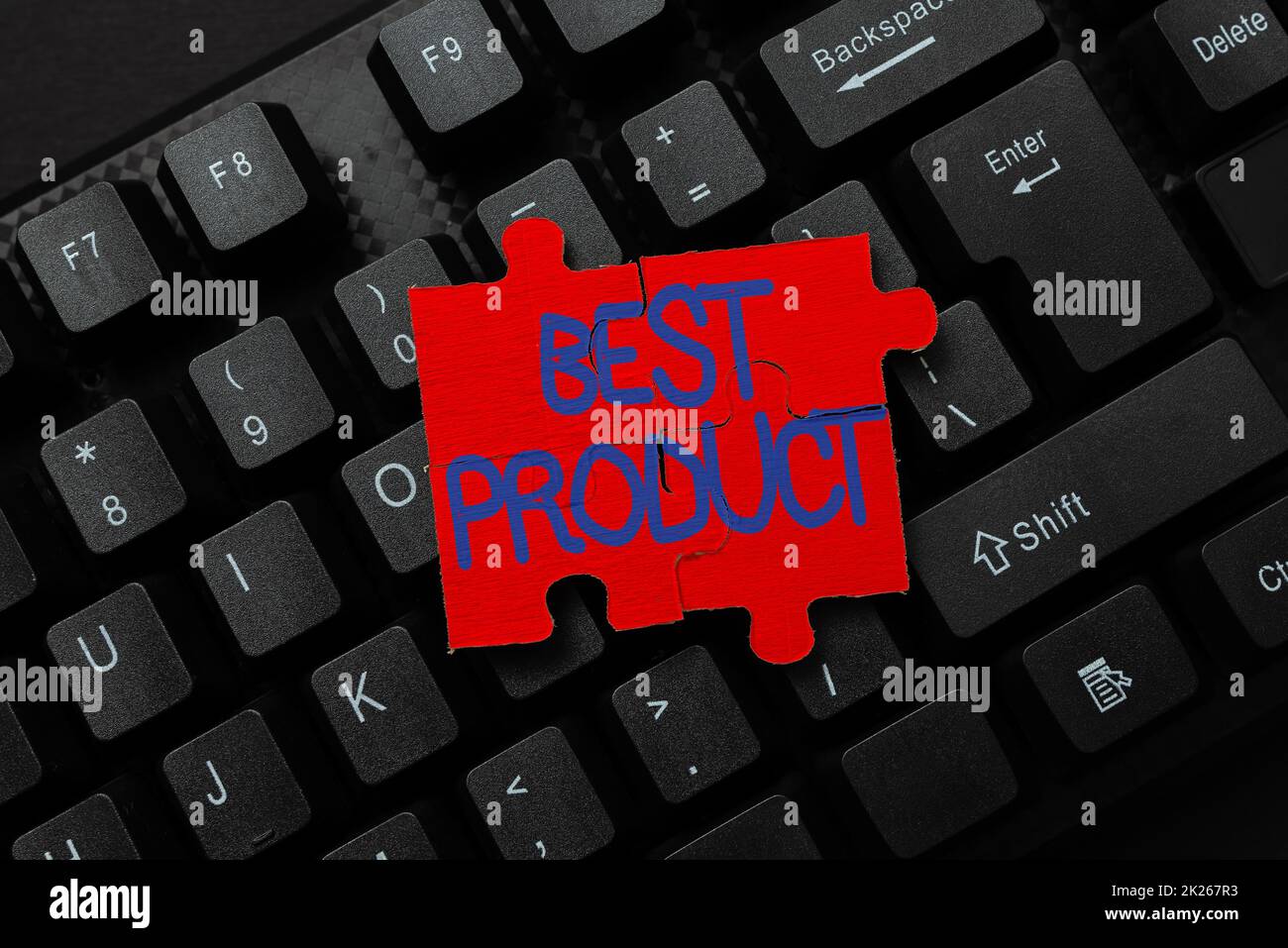 Handschriftliches Schild „Bestes Produkt“. Geschäftsidee eine gute Idee, die von ihrer Vielfalt sehr geschätzt wird. Das neue Produktschlüsselkonzept wird eingeführt, indem Movie Subtitle Software eingegeben wird Stockfoto