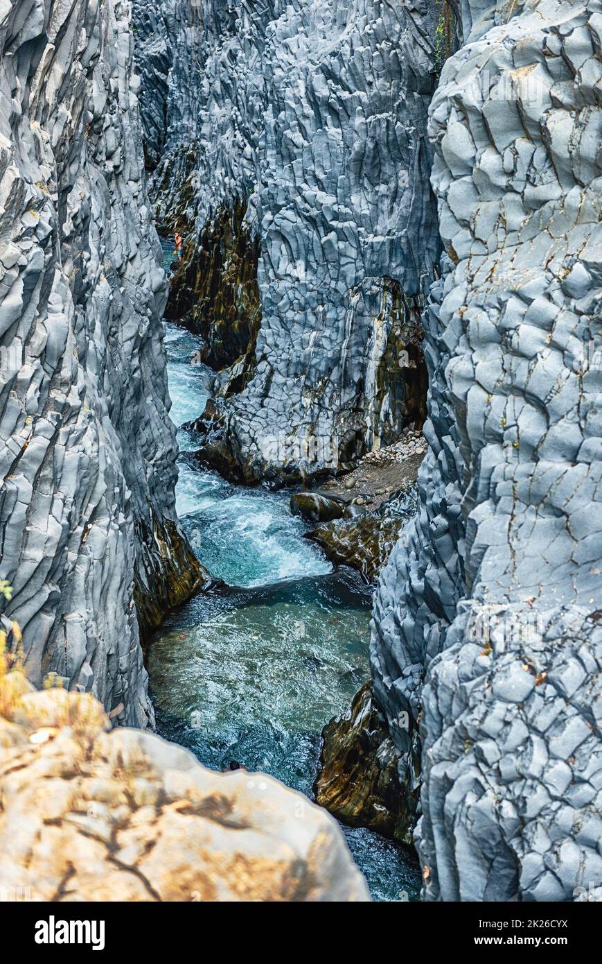 Ein Tag im malerischen Alcantara River Park, Sizilien, Italien Stockfoto