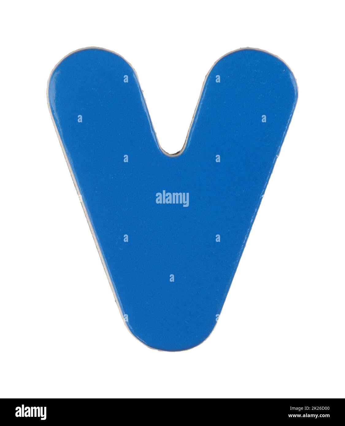 Kleiner V-Magnetbuchstabe auf Weiß mit Beschneidungspfad Stockfoto