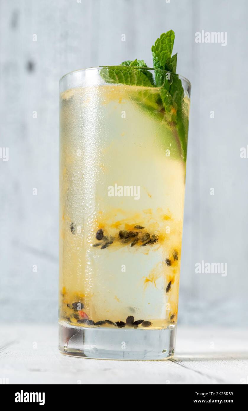 Gläser Waltzing Matilda Cocktail Stockfoto