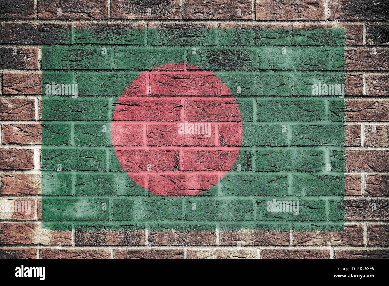 Bangladesh Flagge auf einem Backsteinmauer Hintergrund Stockfoto