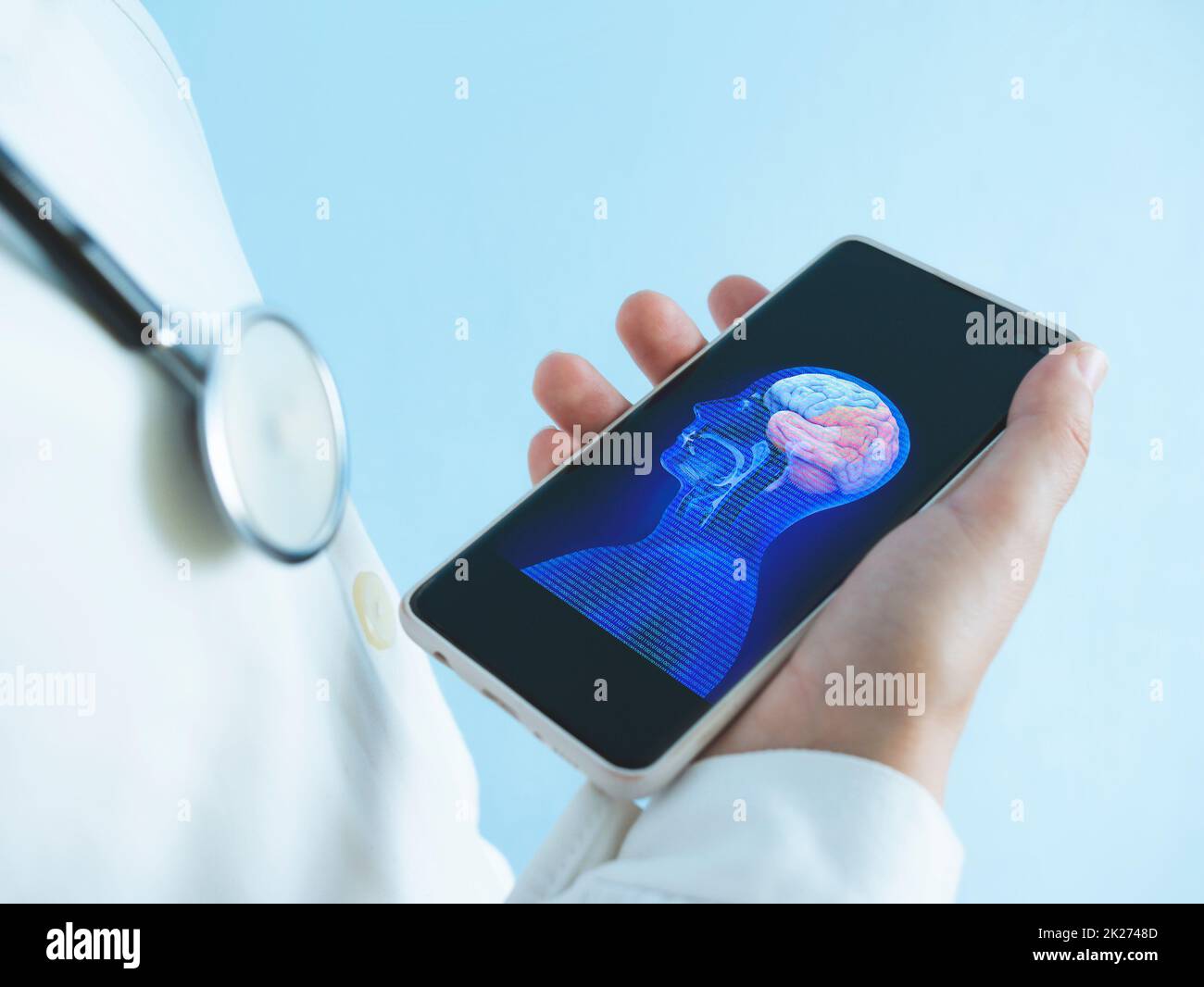 Arzt mit neuem Prozessor künstliche Intelligenz für Mobilgeräte ist drahtloses Internet eine neue Generation. Futuristisches Mikrochip-5G-Hologramm. Microchip kybernetisches System, Computertechnik. 2D-Grafik Stockfoto