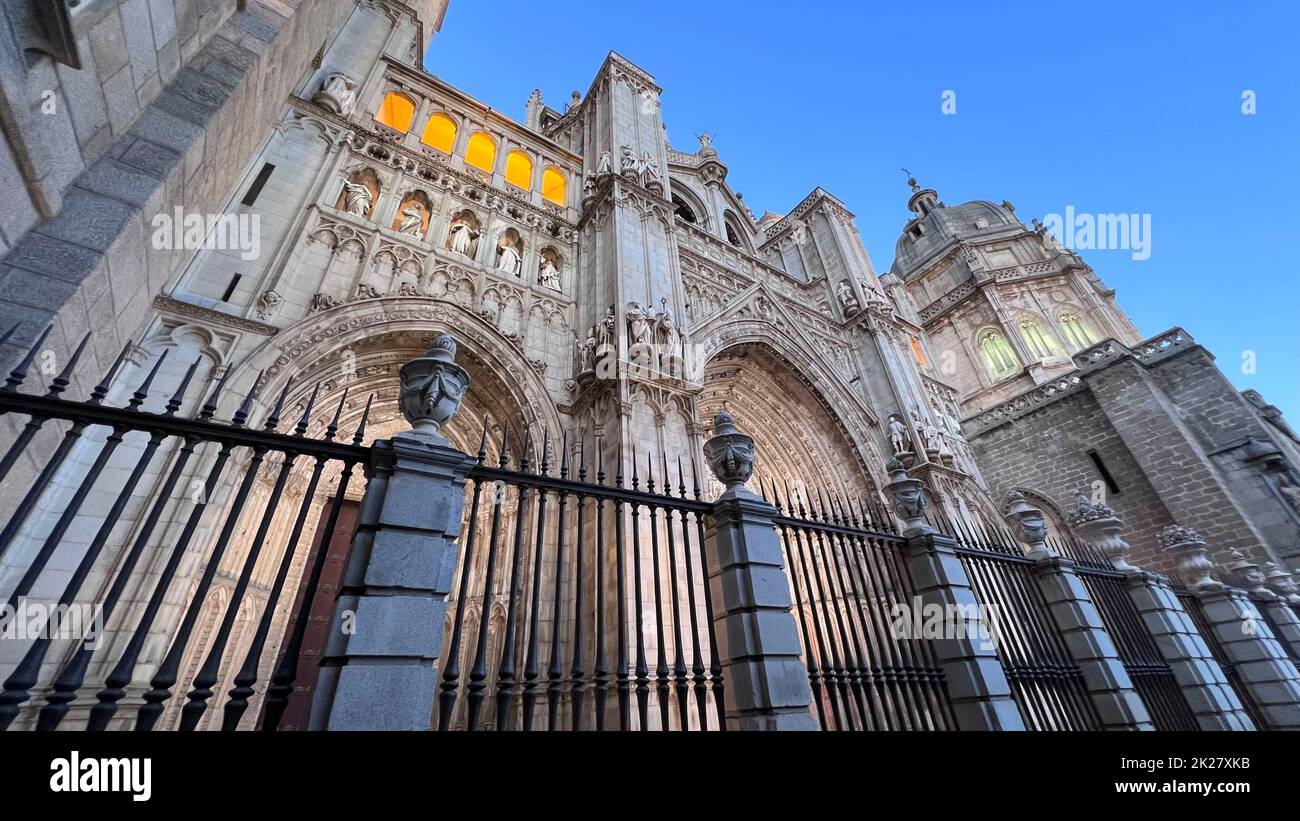 Fassade der Kathedrale von toledo Stockfoto