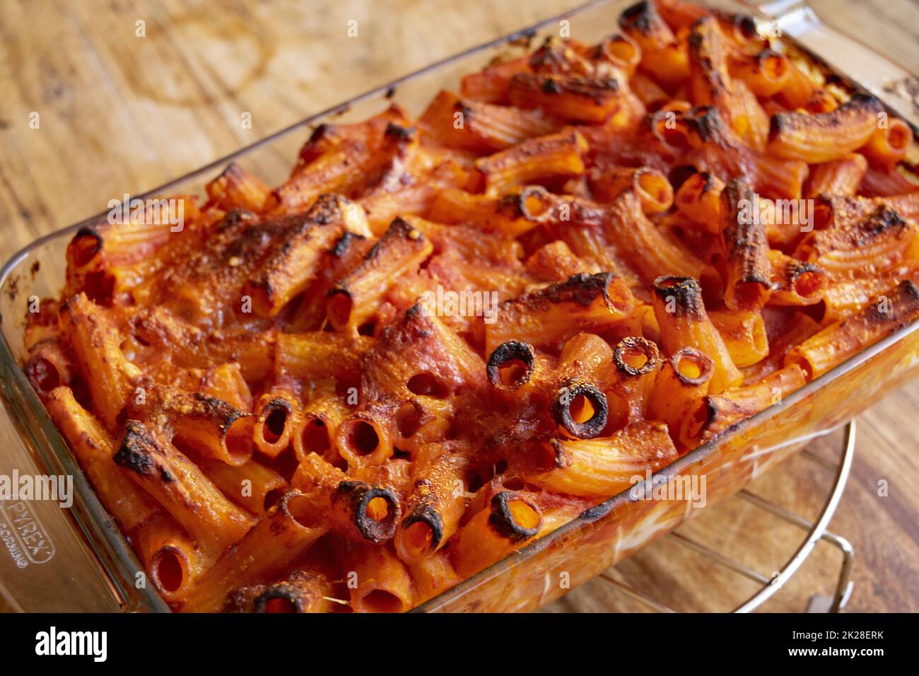 Knusprig gebackene Pasta Stockfoto