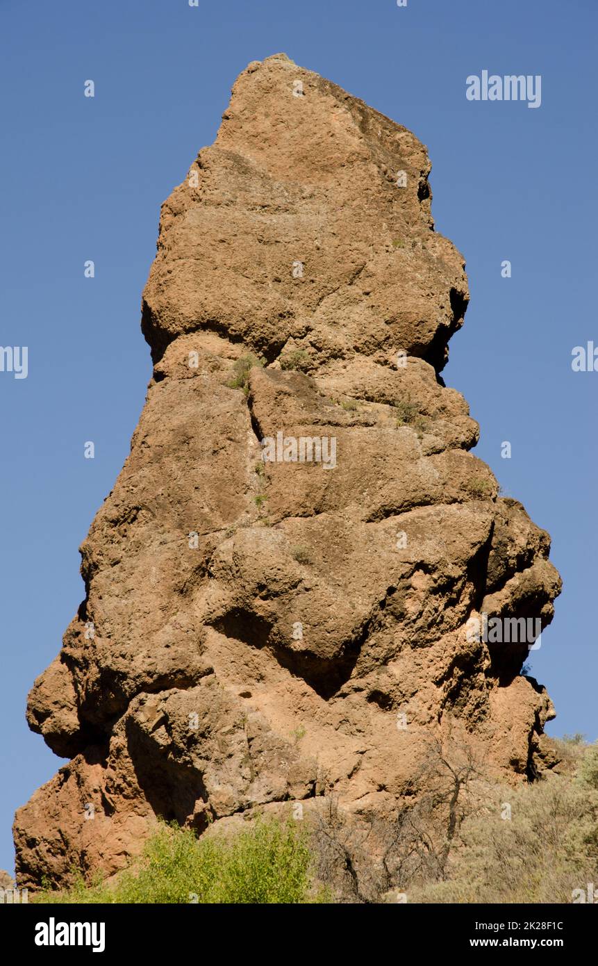 Felsige Klippen im Naturschutzgebiet Inagua. Stockfoto