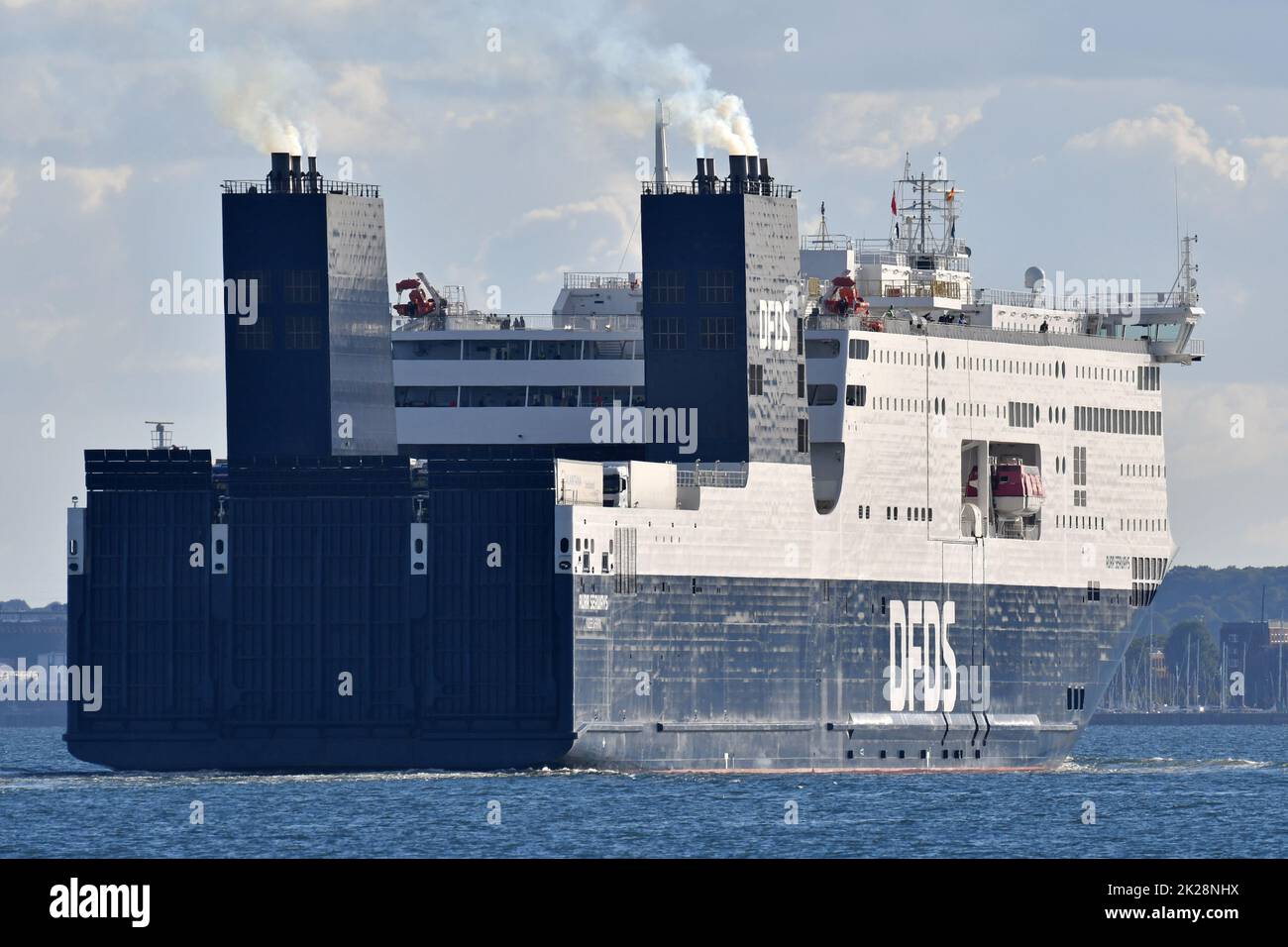 DFDS Ferrys AURA SEAWAYS ruft im Hafen von Kiel an Stockfoto