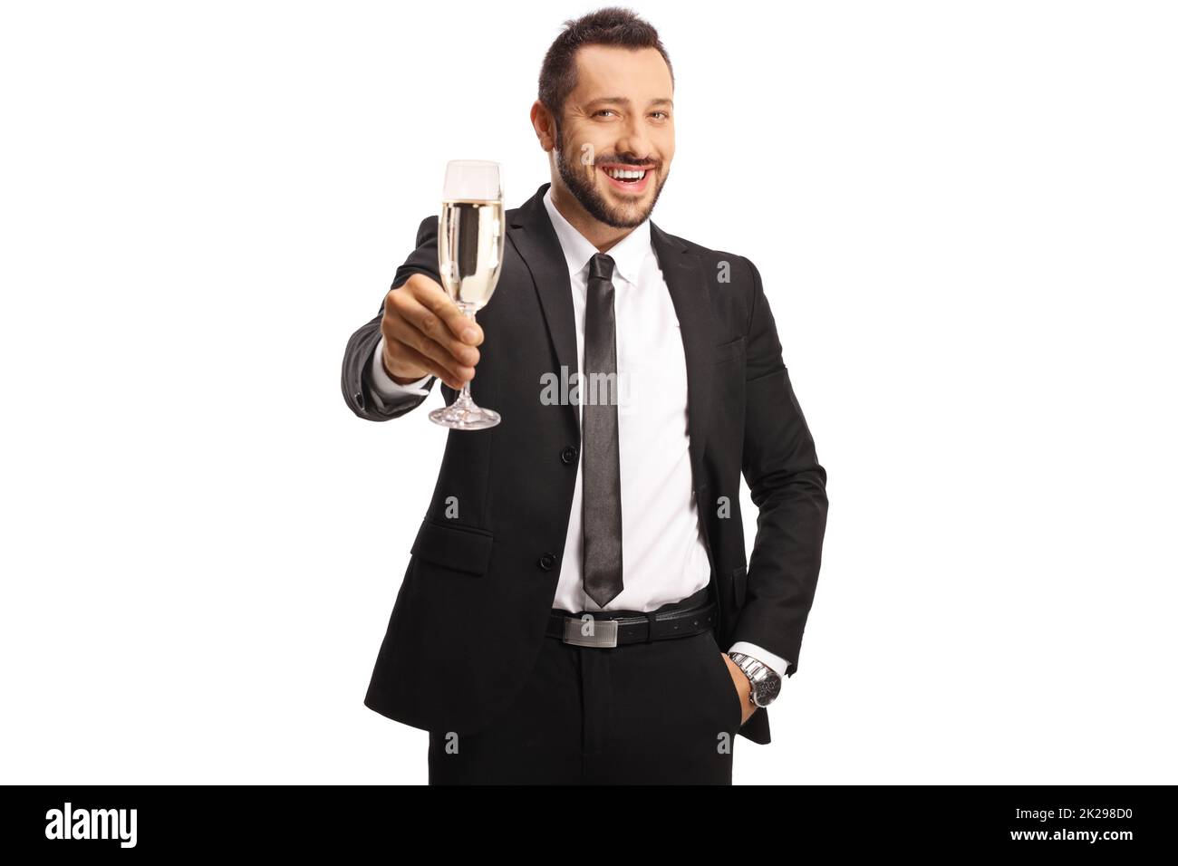 Geschäftsmann toasting mit einem Glas Champagner und lächelt auf Kamera isoliert auf weißem Hintergrund Stockfoto