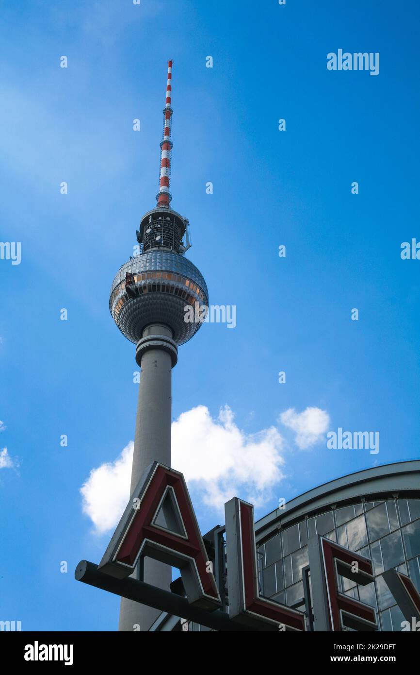 Sendeturm am Alexanderplatz Stockfoto