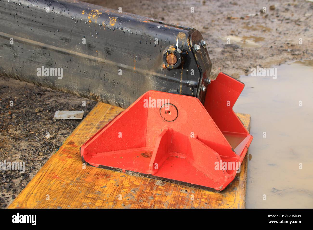 Erweiterte Unterstützung auf einem Kranwagen Stockfoto