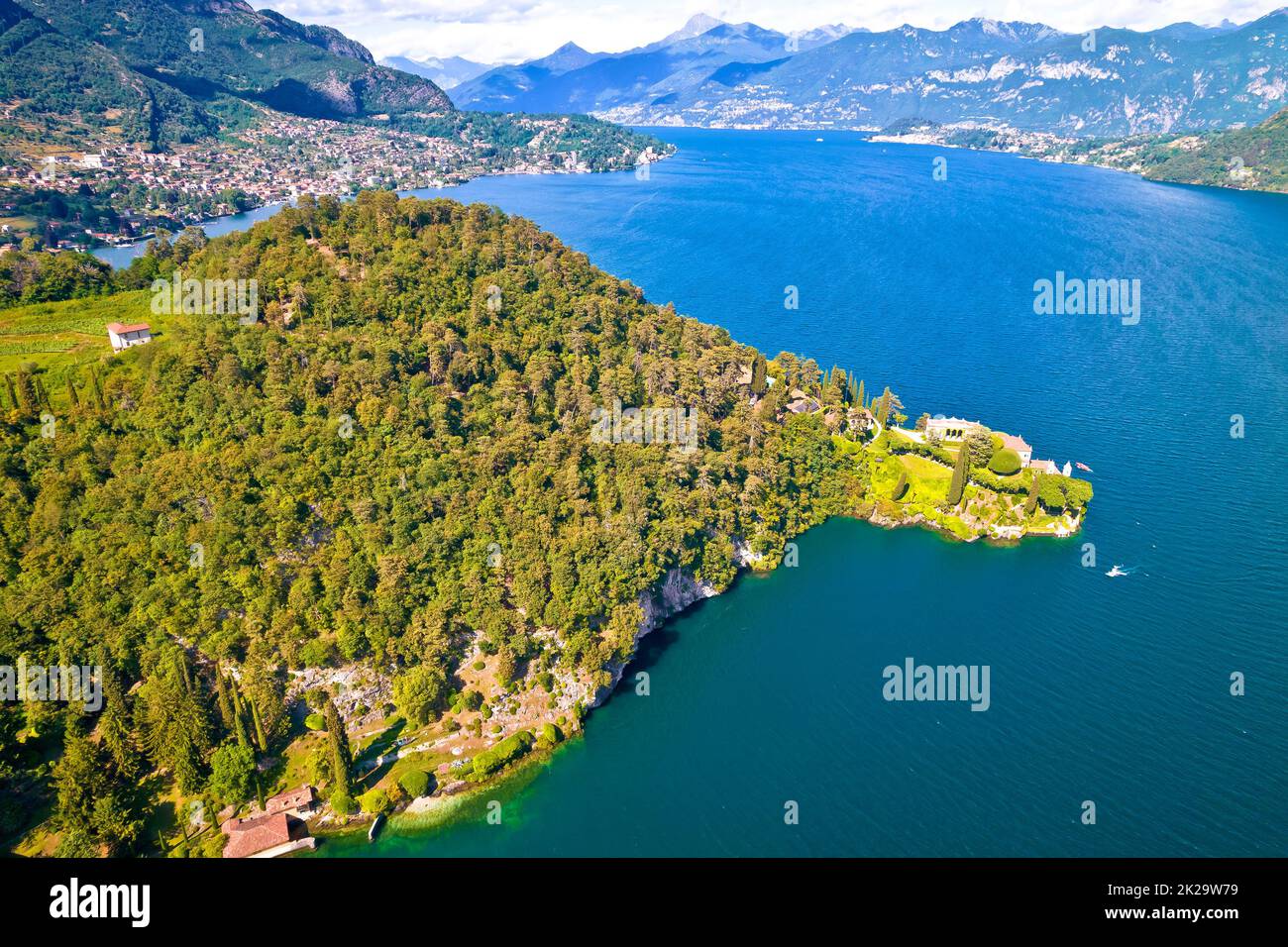 Villa Balbianello und Comer See aus der Vogelperspektive, Stadt Lenno Stockfoto