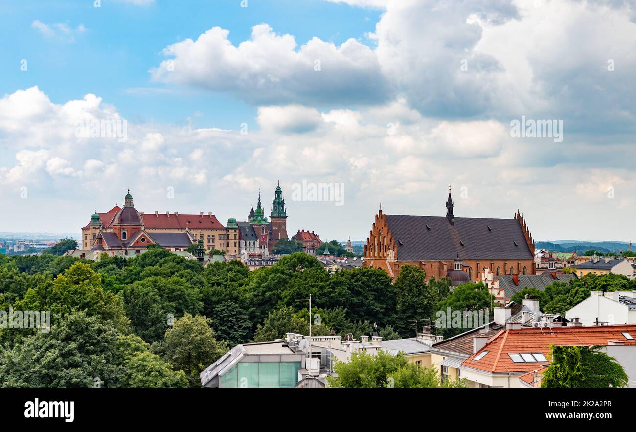 Königliches Schloss Wawel und Dreifaltigkeitskirche Stockfoto