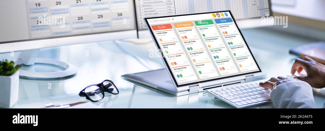Kanban Project Management-Software Auf Laptop Stockfoto