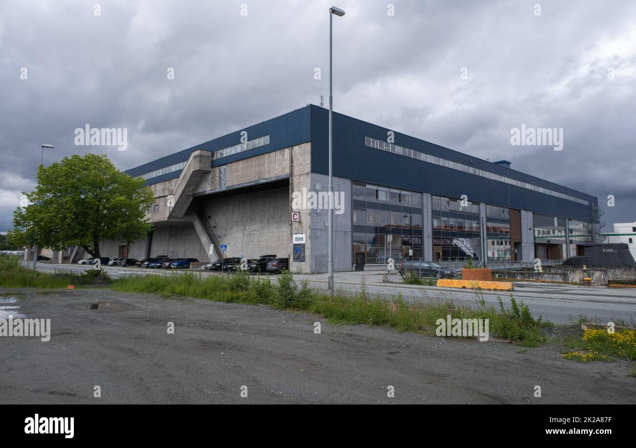 Trondheim, Norwegen - 05. Juli 2022: Dora I. dieser U-Boot-Bunker befindet sich in Trondheim. Es hatte eine Kapazität von 15 Booten. Sommer bewölkt Tag. Selektiver FOC Stockfoto