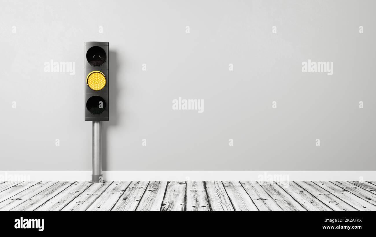 Gelbe Ampel im Raum mit Kopierbereich Stockfoto