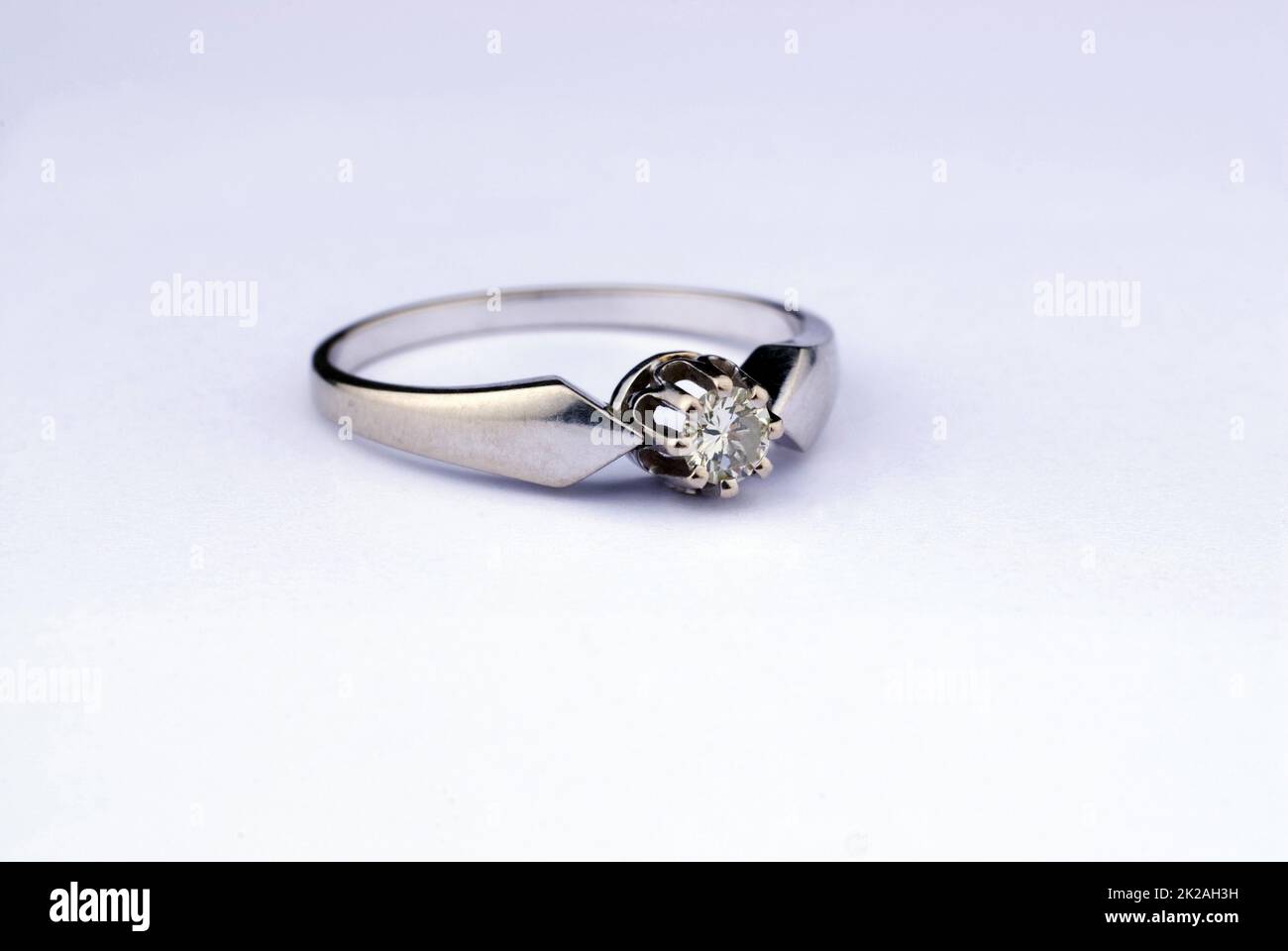 Diamantring als Zeichen von Reichtum und Macht Stockfoto